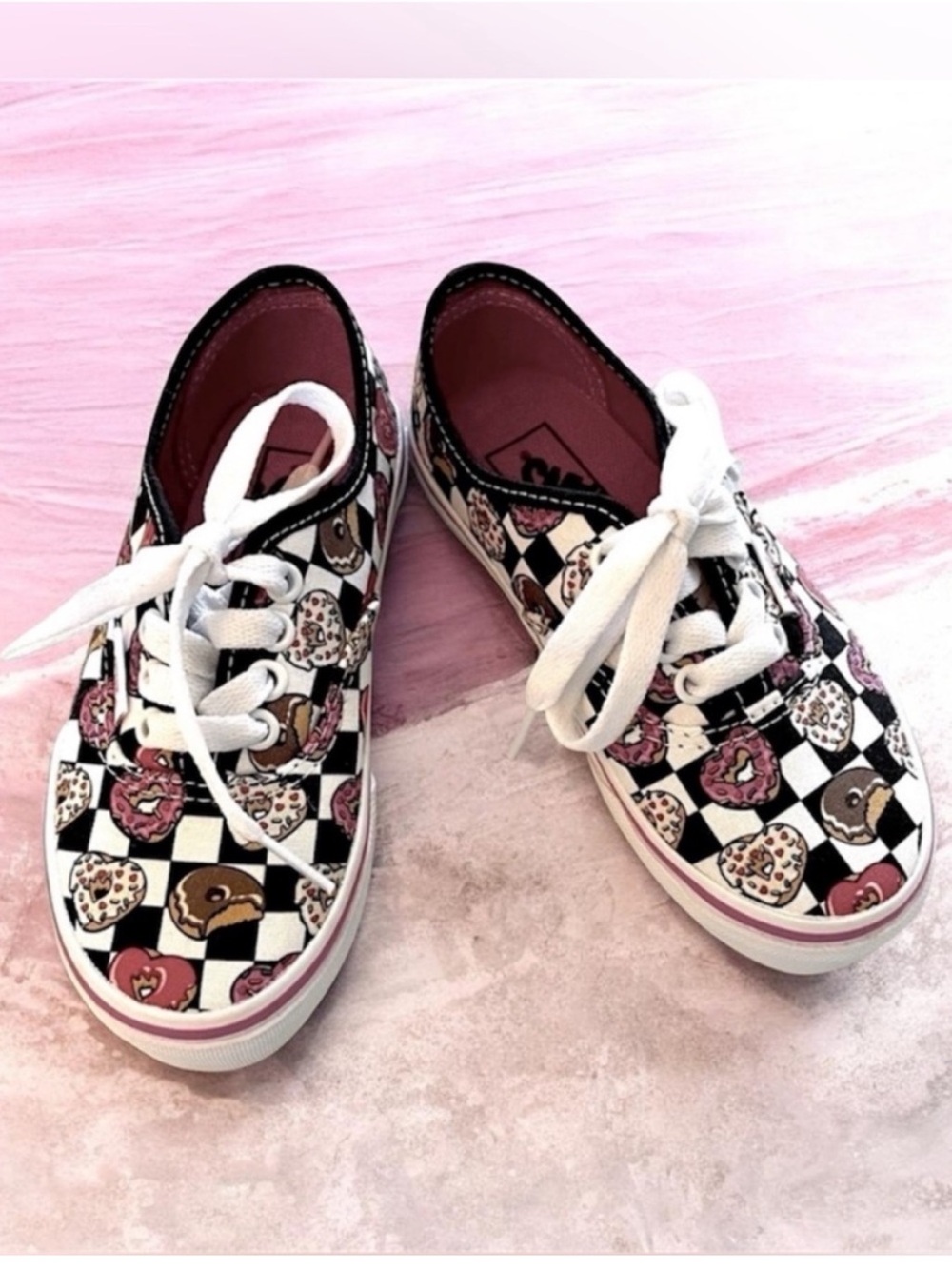 NWT girl’s checkerboard donut print vans size 11 little girl